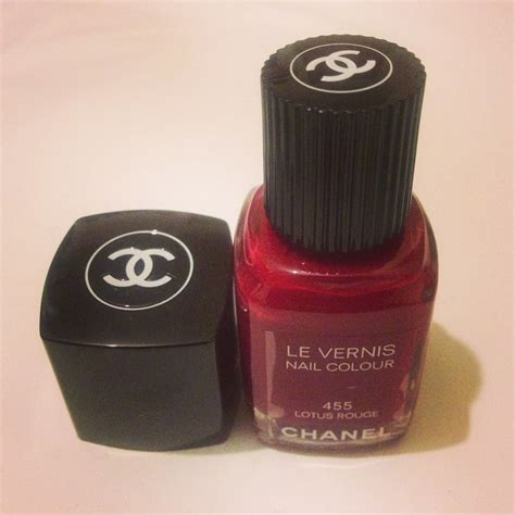 chanel le vernis 455 lotus rouge|CHANEL.